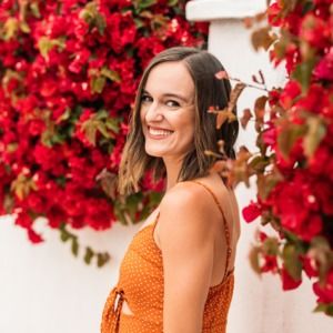 Meet your Posher, Elyssa